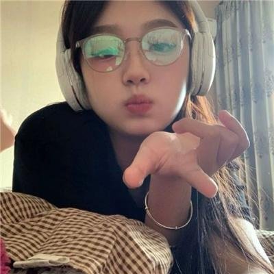 那女孩真帅